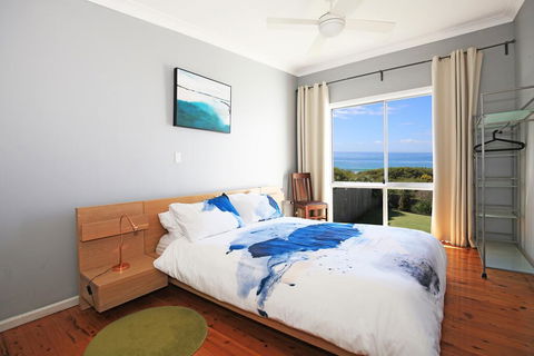 Seakissed Beach House - Tourism Townsville 3