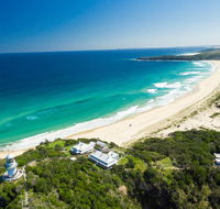 Seal Rocks Lighthouse Cottages - Tourism Townsville