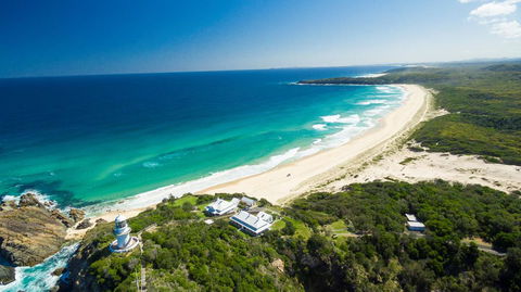Seal Rocks Lighthouse Cottages - Tourism Townsville 0