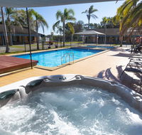 Seashells Beachfront Resort - Tourism Townsville