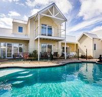Seaside Spa Retreat - Tourism Townsville