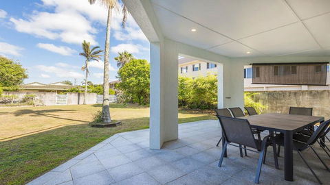 Serendipity - Large Family Home - Tourism Townsville 1