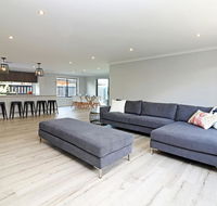 Serenity on Currawong - Billiards Home Theatre WiFi Linen 4 bdrms - Tourism Townsville