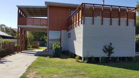SeymourViews Apollo Bay - Tourism Townsville 1