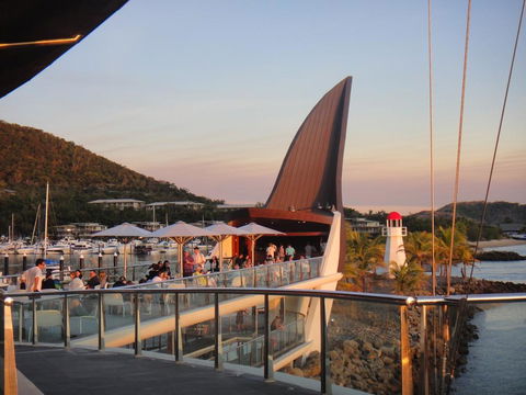 Shorelines 2 - Tourism Townsville 1