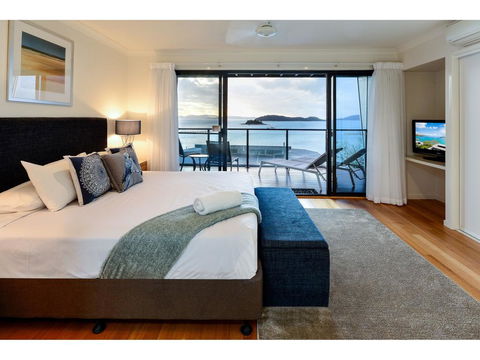 Shorelines 31 - Hamilton Island - Tourism Townsville 2