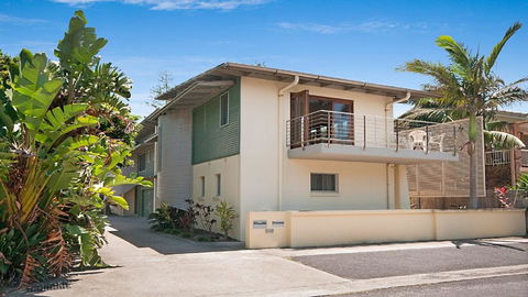 Siesta - Lennox Head - Tourism Townsville 0