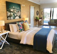 SilverWaters Waterfront Accommodation - Tourism Townsville