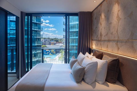 SKYE Suites Green Square - Tourism Townsville 2