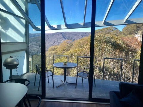 Snow Ski Apartments 33 - Tourism Townsville 1