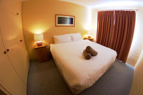 Snow Ski Apartments 36 - Tourism Townsville 3
