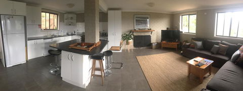 Snowview Units - Tourism Townsville 2