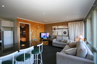 Book Jindabyne Accommodation Vacations Tourism Townsville Tourism Townsville