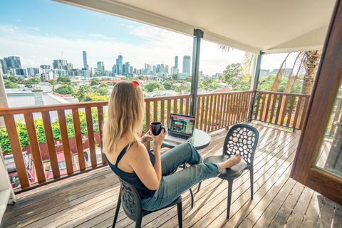 Somewhere To Stay Backpackers - Tourism Townsville 0