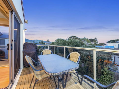 Sound Of The Sea - Tourism Townsville 3