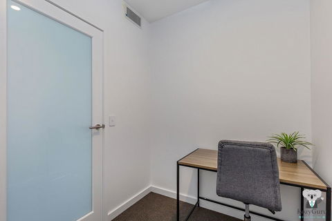 South Brisbane Kozy 1Bed APT + FREE Parking QSB001 - Tourism Townsville 1