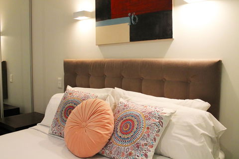 SOUTHBANK Arts+Culture , Central, City View, Pool, Gym - Tourism Townsville 1