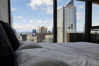 Southern Cross flat with sky city and sea views