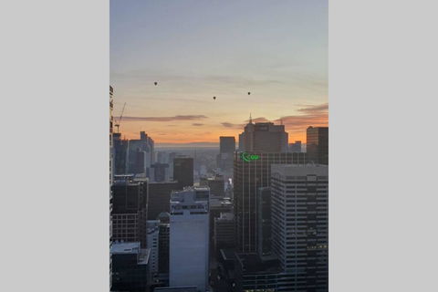Southern Cross Flat With Sky, City, And Sea Views - Tourism Townsville 2