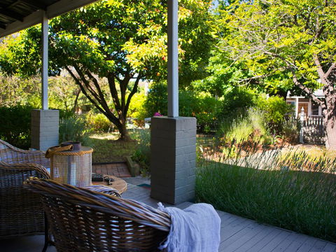 Spa Villas On Main - Tourism Townsville 0