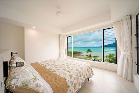 Splendeur Sur La Mer - Two Bedroom - Tourism Townsville 2