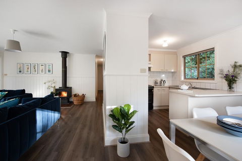 Springview Cottage - Tourism Townsville 1