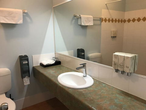Springwood Motor Inn - Tourism Townsville 2