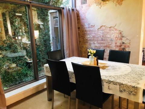 Stanton House, Central,Pets Welcome,Free WiFi&Breakfast! - Tourism Townsville 0
