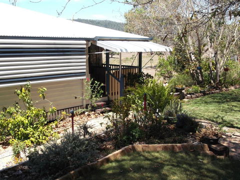 Staple House Bed And Breakfast - Tourism Townsville 0