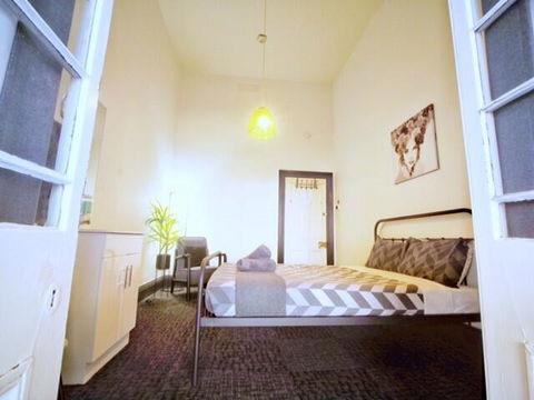 Star Of The West Hotel - Tourism Townsville 2