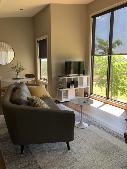 StoneTryst Spa Villas - Tourism Townsville 2