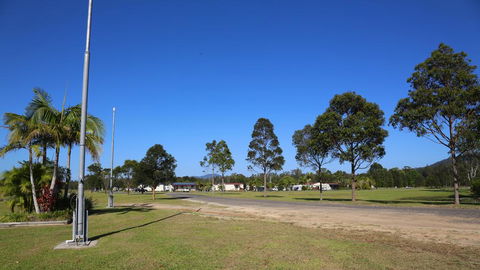 Stoney Park Holiday Park - Tourism Townsville 0