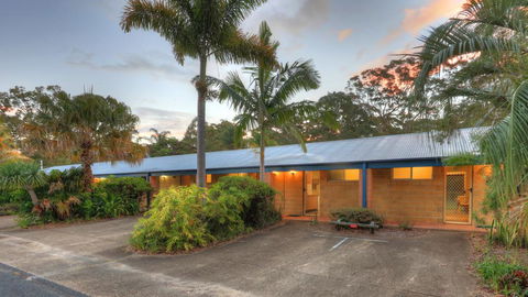 Stuarts Point Convention Centre - Tourism Townsville 0