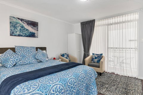 Studio 30 On The Terrace - Tourism Townsville 2