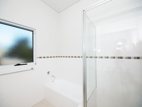 Stunning Holiday Townhouse - Tourism Townsville 1