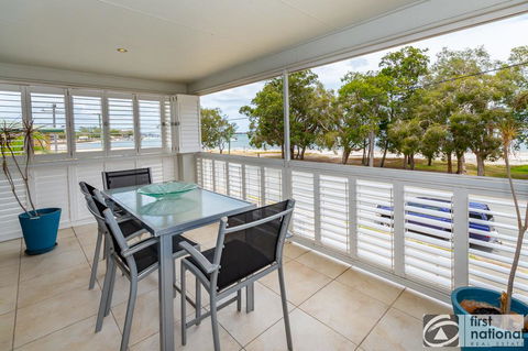 Stunning Waterfront Home With Pool - Sylvan Beach Esp, Bellara - Tourism Townsville 1