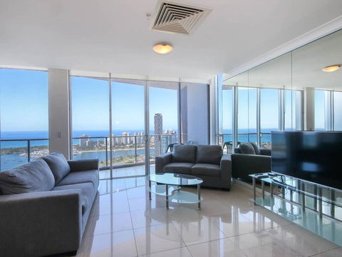 Stylish 3 Bedroom Apartment In Goldcoast - Tourism Townsville 1
