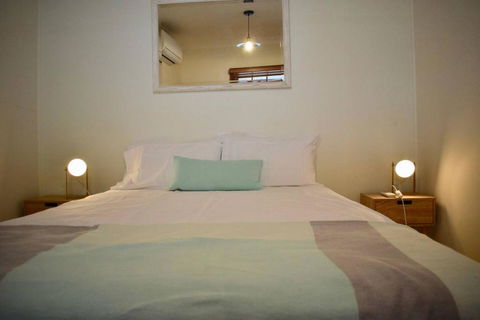 Stylish Cute Cottage In McMahons Point - Tourism Townsville 2