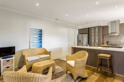 Summer Breeze - Tourism Townsville 1
