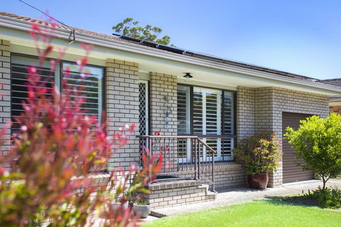 Summer Haven - Tourism Townsville 0