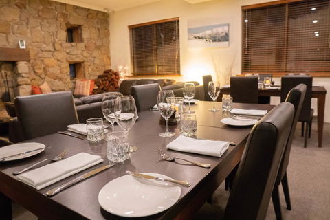 Summit Ridge Alpine Lodge - Tourism Townsville 3
