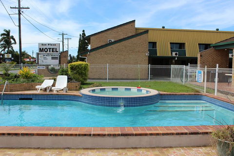 Sun Plaza Motel - Mackay - Tourism Townsville 0