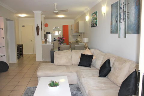 Sunbird - Tourism Townsville 3