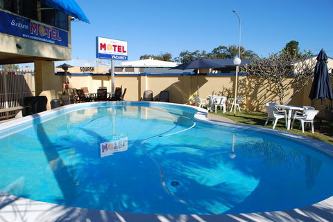 Sunburst Motel - Tourism Townsville 0