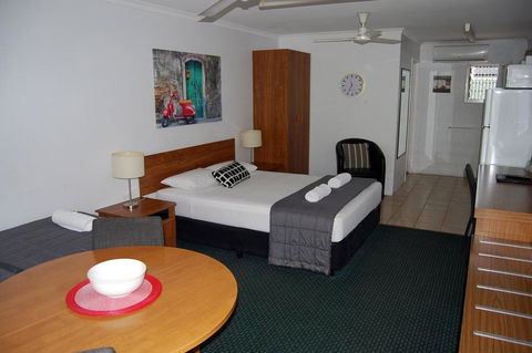 Sunseeker Motel - Tourism Townsville 2