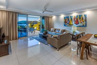 Superior Poinciana 011 on Hamilton Island