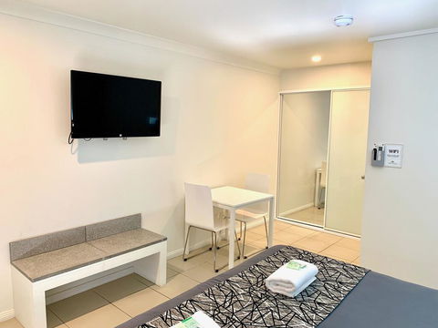 Surf Beach Motel Coffs - Tourism Townsville 2