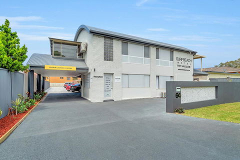 Surf Beach Motel Port - Tourism Townsville 0