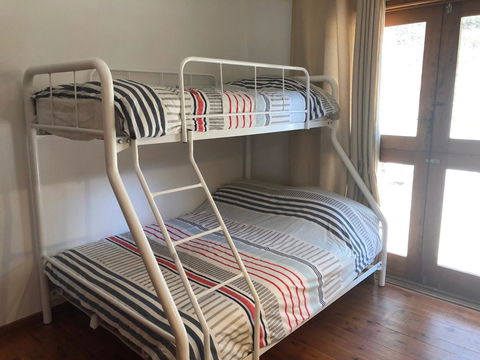 Surfers Ave 17 Narrawallee - Tourism Townsville 3