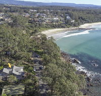 Surfers Ave Retreat Narrawallee - Tourism Townsville
